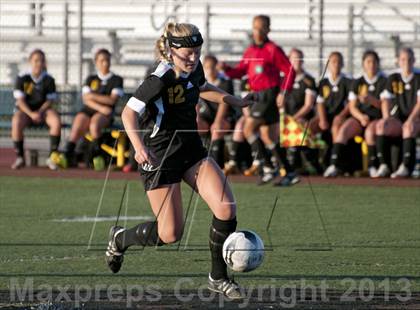 Thumbnail 2 in La Serna vs. Cabrillo (CIF SS D5 Final) photogallery.