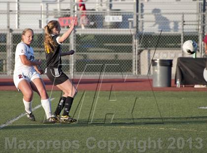 Thumbnail 1 in La Serna vs. Cabrillo (CIF SS D5 Final) photogallery.