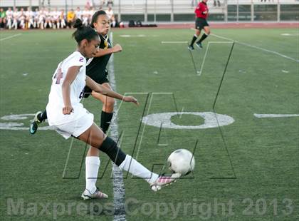Thumbnail 3 in La Serna vs. Cabrillo (CIF SS D5 Final) photogallery.