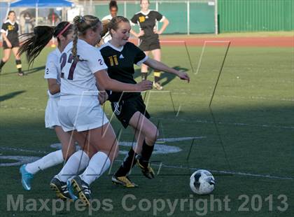 Thumbnail 2 in La Serna vs. Cabrillo (CIF SS D5 Final) photogallery.