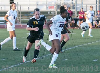 Thumbnail 2 in La Serna vs. Cabrillo (CIF SS D5 Final) photogallery.