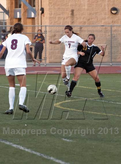 Thumbnail 3 in La Serna vs. Cabrillo (CIF SS D5 Final) photogallery.