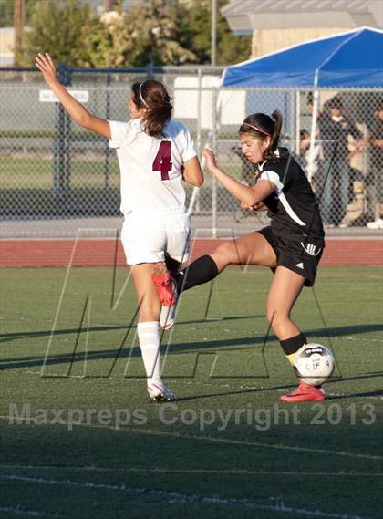Thumbnail 1 in La Serna vs. Cabrillo (CIF SS D5 Final) photogallery.