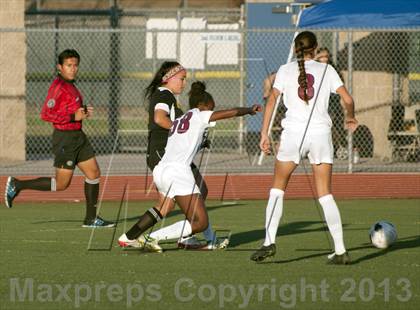 Thumbnail 2 in La Serna vs. Cabrillo (CIF SS D5 Final) photogallery.
