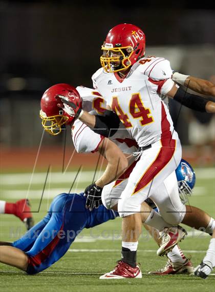Thumbnail 3 in Jesuit vs. Christian Brothers photogallery.