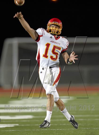 Thumbnail 3 in Jesuit vs. Christian Brothers photogallery.