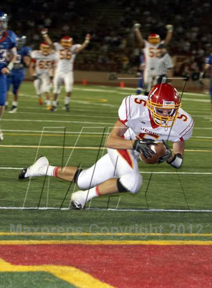 Thumbnail 3 in Jesuit vs. Christian Brothers photogallery.
