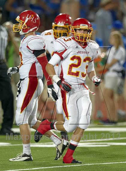 Thumbnail 3 in Jesuit vs. Christian Brothers photogallery.
