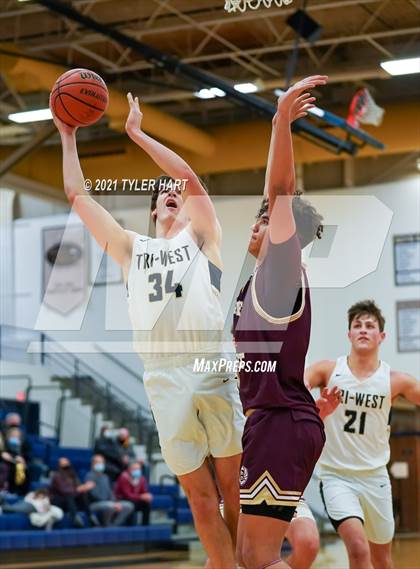 Thumbnail 2 in Brebeuf Jesuit Preparatory @ Tri-West Hendricks photogallery.