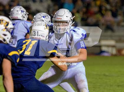 Thumbnail 2 in Falls City @ Poth photogallery.