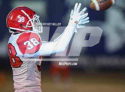 Thumbnail 3 in Fayetteville vs. Cabot (AAA 7A Round 1 Playoff) photogallery.