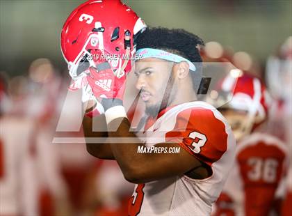Thumbnail 1 in Fayetteville vs. Cabot (AAA 7A Round 1 Playoff) photogallery.