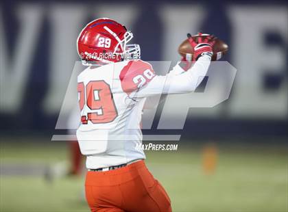 Thumbnail 1 in Fayetteville vs. Cabot (AAA 7A Round 1 Playoff) photogallery.