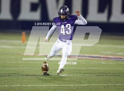 Thumbnail 3 in Fayetteville vs. Cabot (AAA 7A Round 1 Playoff) photogallery.