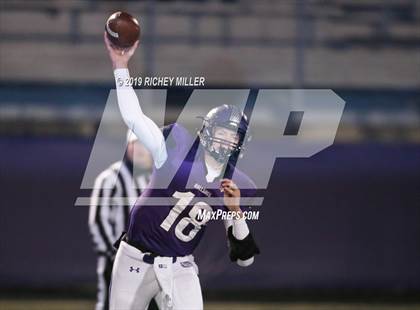 Thumbnail 1 in Fayetteville vs. Cabot (AAA 7A Round 1 Playoff) photogallery.