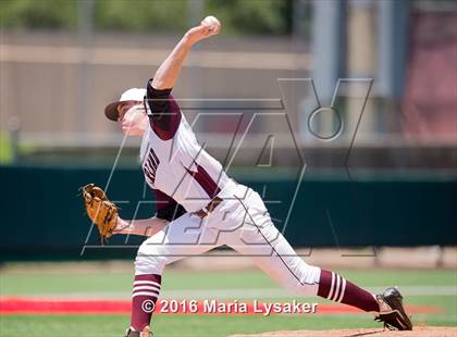 Thumbnail 2 in Langham Creek vs Pearland (UIL 6A Regional Semifinal) photogallery.
