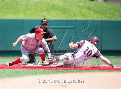 Thumbnail 3 in Langham Creek vs Pearland (UIL 6A Regional Semifinal) photogallery.