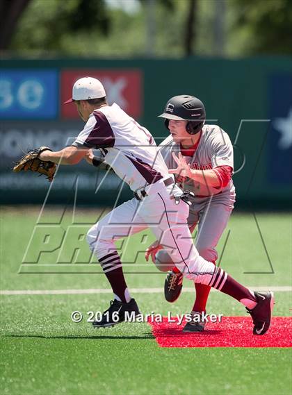 Thumbnail 3 in Langham Creek vs Pearland (UIL 6A Regional Semifinal) photogallery.