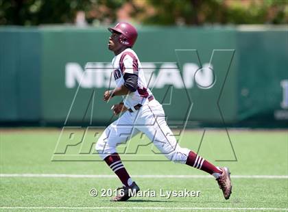 Thumbnail 3 in Langham Creek vs Pearland (UIL 6A Regional Semifinal) photogallery.