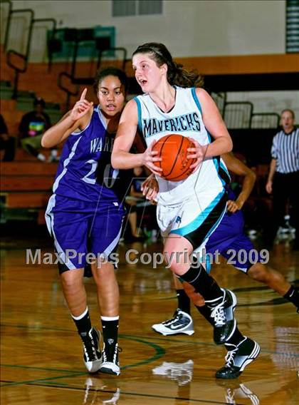 Thumbnail 1 in Warren vs Pasadena Memorial (McDonalds Texas Invitational) photogallery.