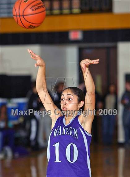 Thumbnail 3 in Warren vs Pasadena Memorial (McDonalds Texas Invitational) photogallery.