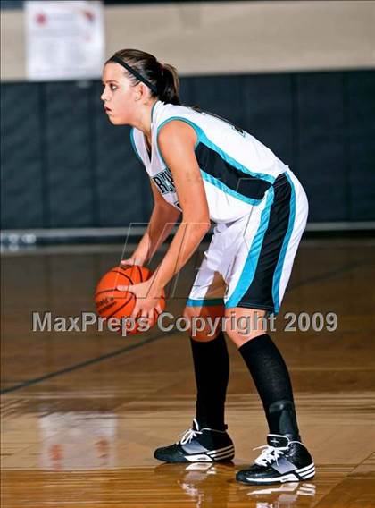 Thumbnail 2 in Warren vs Pasadena Memorial (McDonalds Texas Invitational) photogallery.