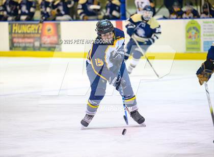 Thumbnail 1 in Vernon @ Roxbury photogallery.