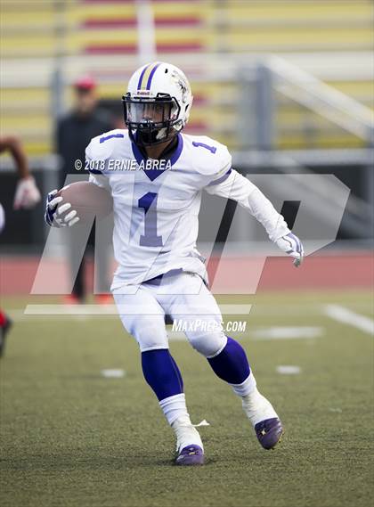 Thumbnail 2 in Independence @ Soledad (CIF CCS D IV Quarterfinal) photogallery.