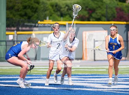 Thumbnail 2 in Marin Catholic vs. Terra Linda photogallery.
