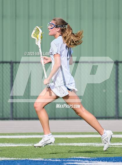 Thumbnail 2 in Marin Catholic vs. Terra Linda photogallery.