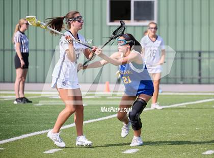 Thumbnail 3 in Marin Catholic vs. Terra Linda photogallery.