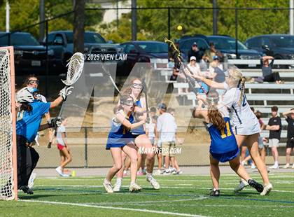 Thumbnail 2 in Marin Catholic vs. Terra Linda photogallery.