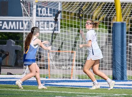 Thumbnail 2 in Marin Catholic vs. Terra Linda photogallery.