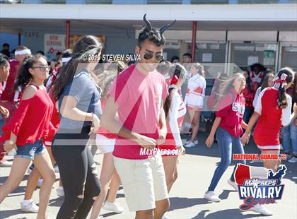 Thumbnail 2 in Chula Vista @ Sweetwater (2018 MaxPreps Rivalry Series) photogallery.