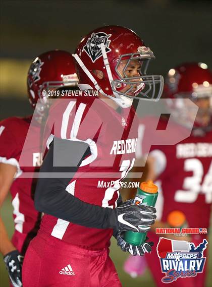 Thumbnail 2 in Chula Vista @ Sweetwater (2018 MaxPreps Rivalry Series) photogallery.