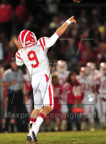 Thumbnail 3 in Mater Dei @ Narbonne photogallery.