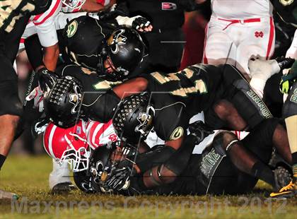 Thumbnail 1 in Mater Dei @ Narbonne photogallery.