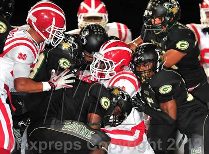 Thumbnail 3 in Mater Dei @ Narbonne photogallery.
