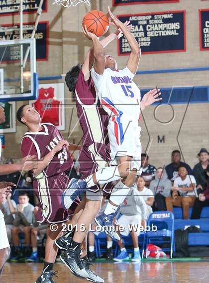 Thumbnail 2 in Iona Prep @ Stepinac photogallery.