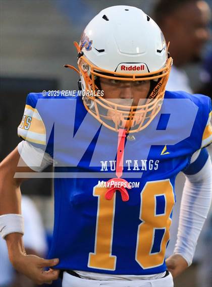 Thumbnail 3 in Glendale vs Muir photogallery.