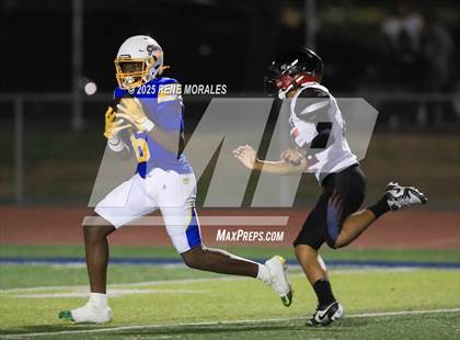 Thumbnail 2 in Glendale vs Muir photogallery.