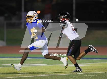 Thumbnail 1 in Glendale vs Muir photogallery.