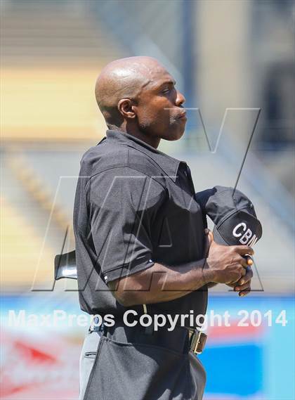 Thumbnail 2 in Birmingham vs. Chatsworth Charter (CIF L.A. City D1 Final) photogallery.