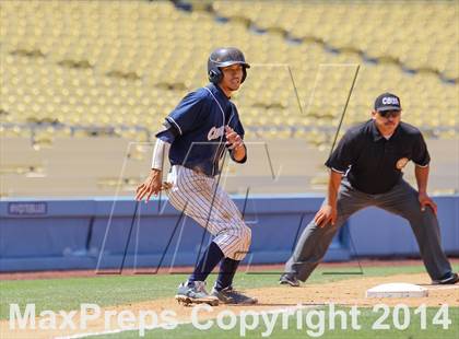 Thumbnail 2 in Birmingham vs. Chatsworth Charter (CIF L.A. City D1 Final) photogallery.