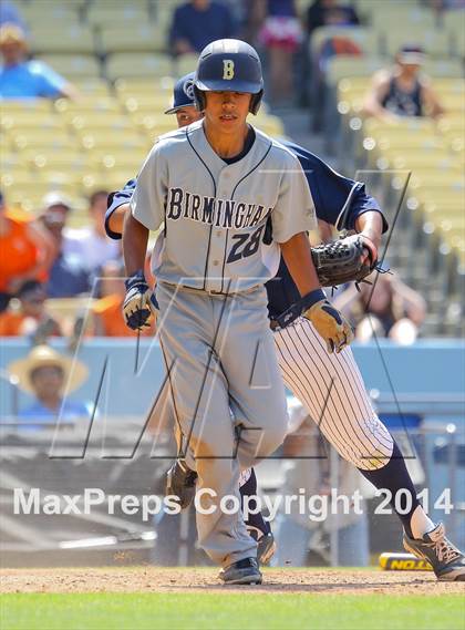 Thumbnail 2 in Birmingham vs. Chatsworth Charter (CIF L.A. City D1 Final) photogallery.