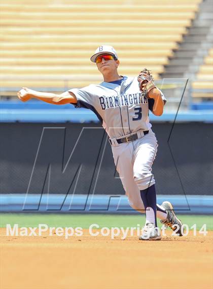 Thumbnail 2 in Birmingham vs. Chatsworth Charter (CIF L.A. City D1 Final) photogallery.