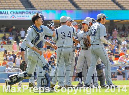Thumbnail 1 in Birmingham vs. Chatsworth Charter (CIF L.A. City D1 Final) photogallery.