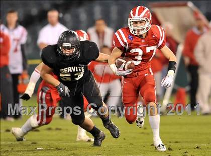 Thumbnail 1 in Mater Dei vs. Servite photogallery.