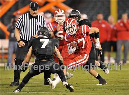 Thumbnail 1 in Mater Dei vs. Servite photogallery.