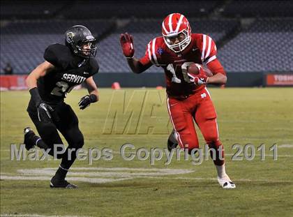 Thumbnail 3 in Mater Dei vs. Servite photogallery.